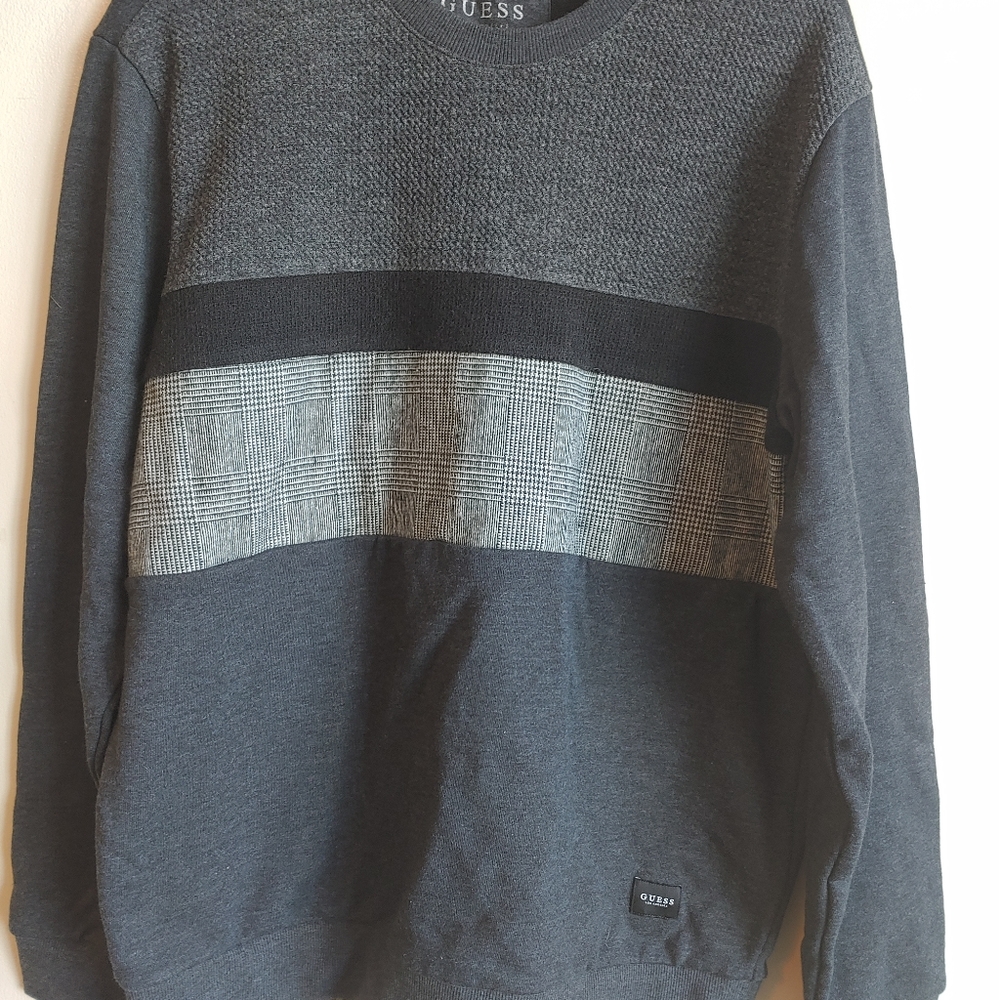 Sweater - Picture 1 of 4